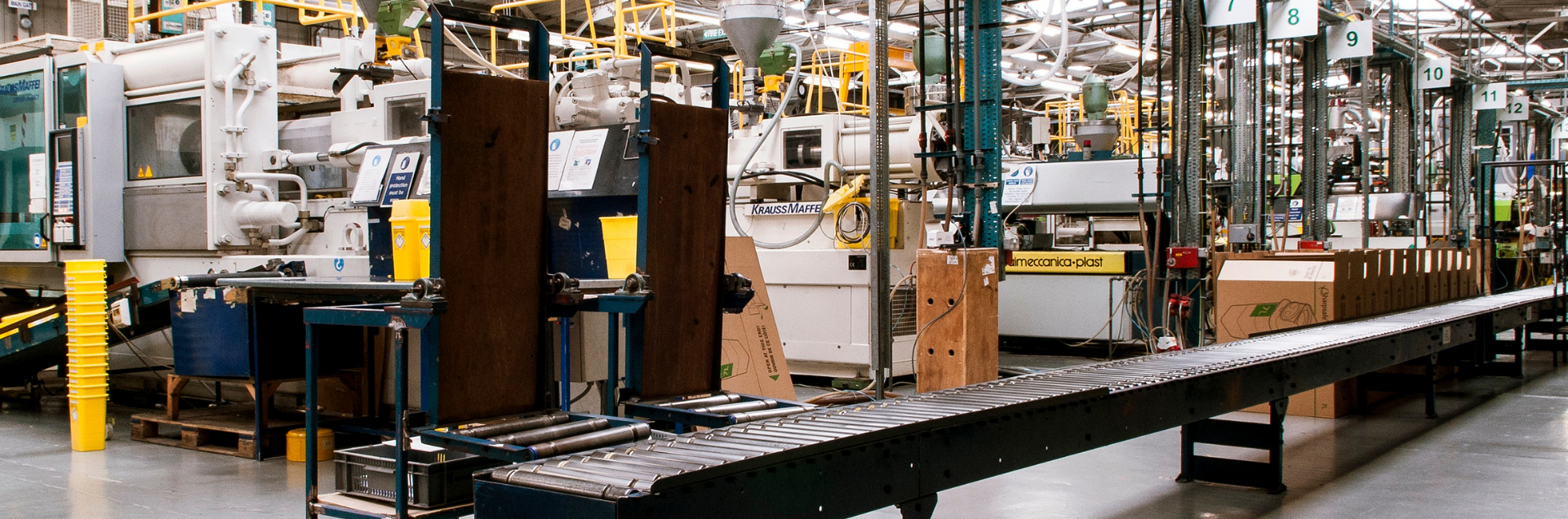 composite mould manufacturing background